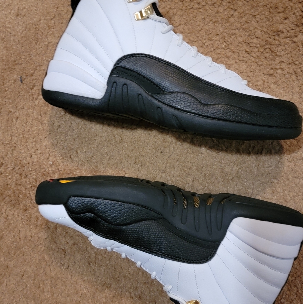 Jordan 12 taxi 7Y